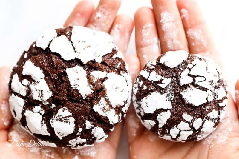 Mastering Fudgy Chocolate Crinkles: Perfect Cracked Tops